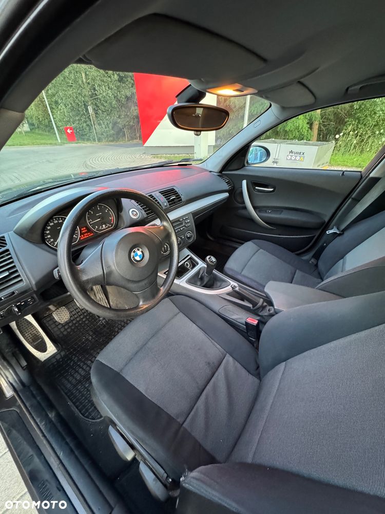 BMW Seria 1 118d - 10