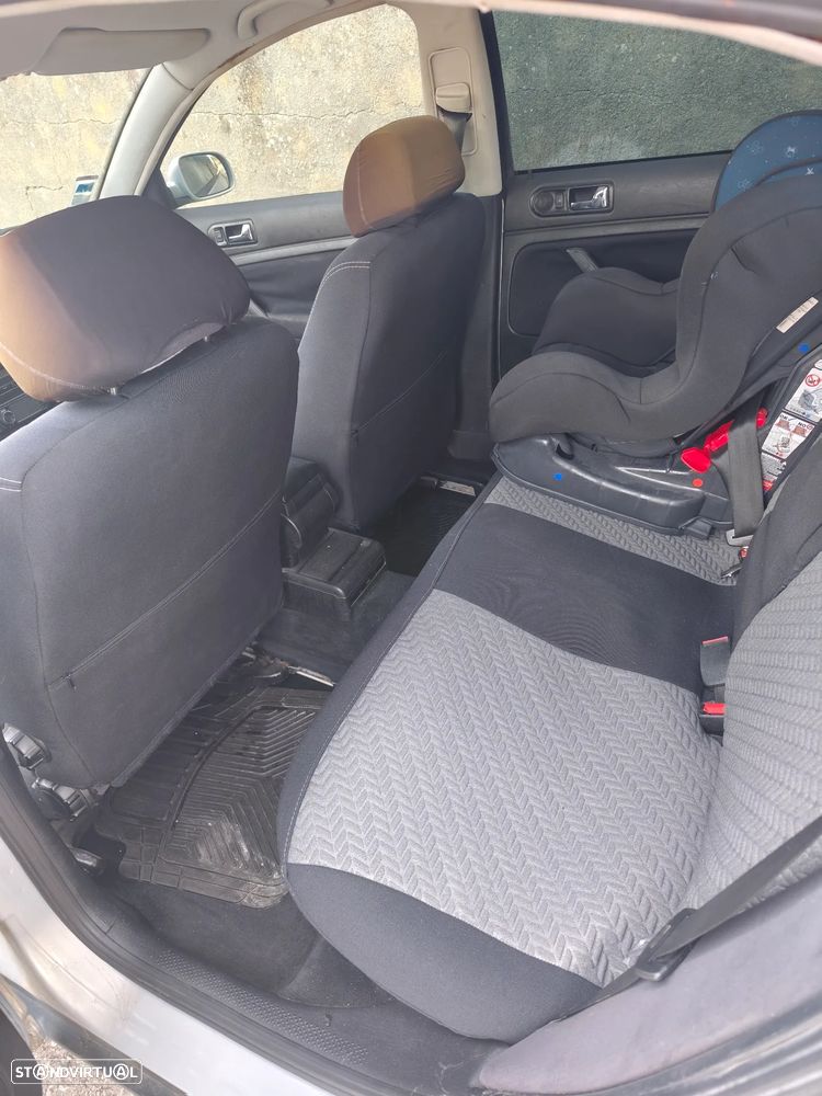 VW Passat - 5
