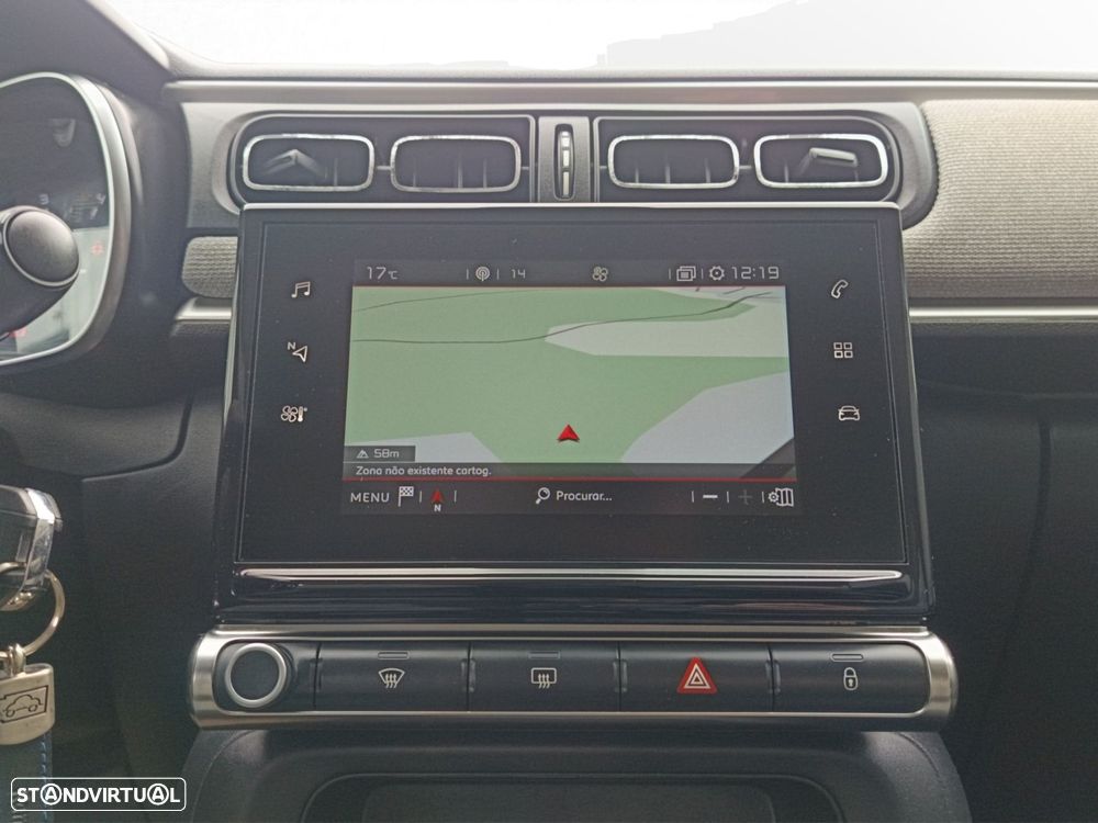 Citroën C3 1.2 PureTech Shine - 19