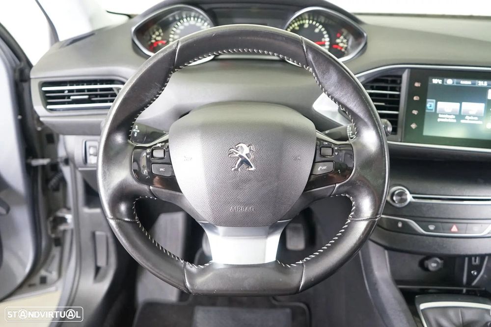 Peugeot 308 SW 1.6 BlueHDi Allure - 20