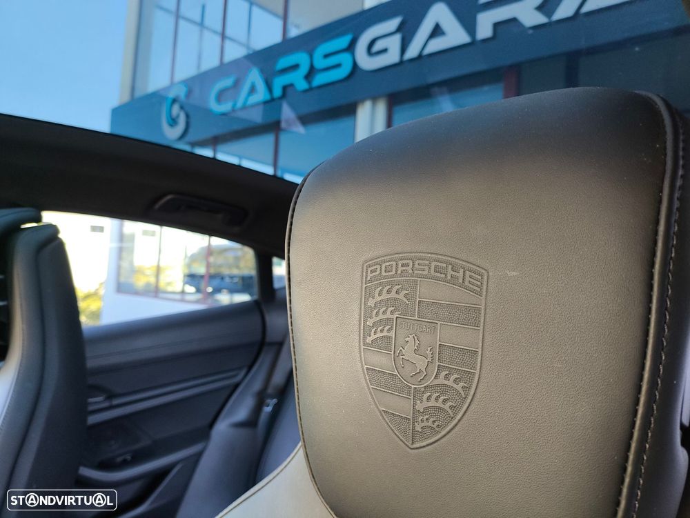 Porsche Taycan 4S - 21