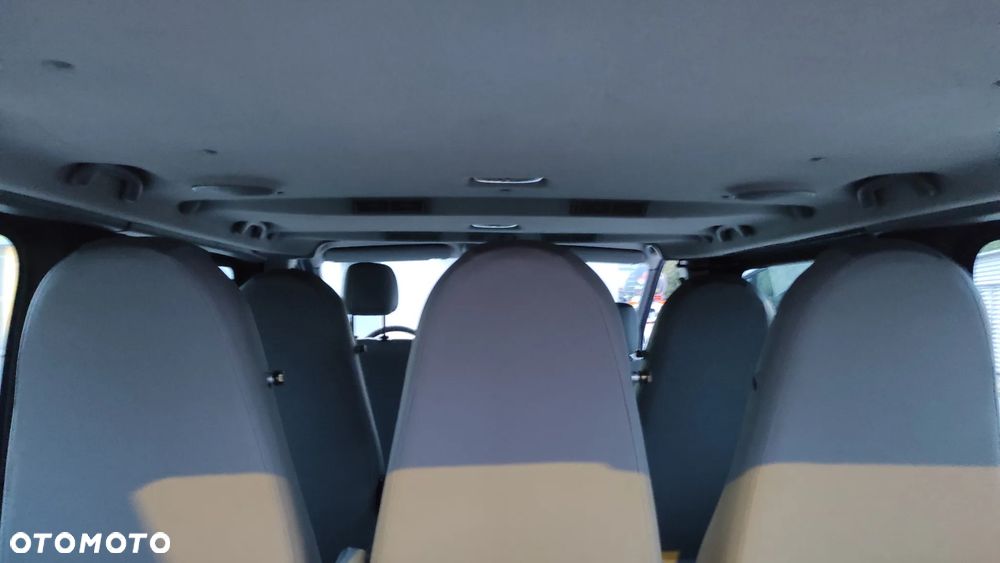Opel Vivaro L2H1 2.9t - 19