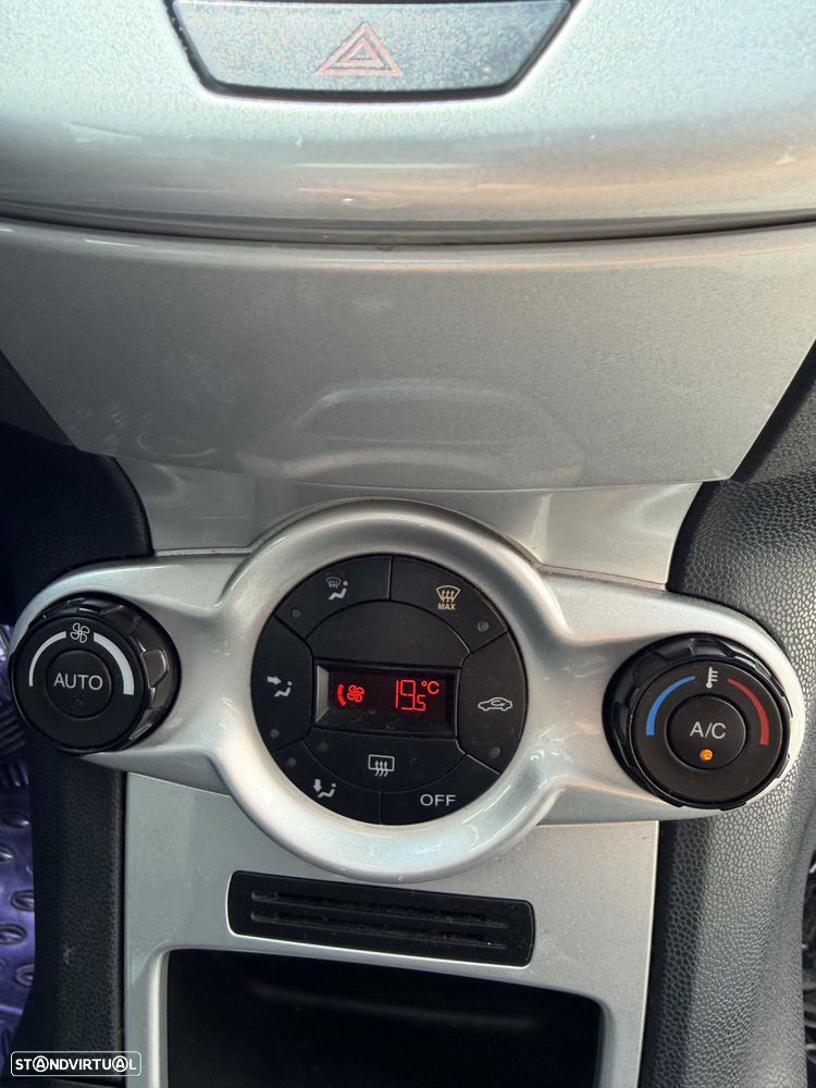 Ford Fiesta - 14