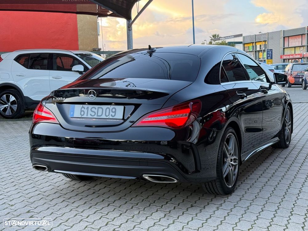 Mercedes-Benz CLA 200 - 4