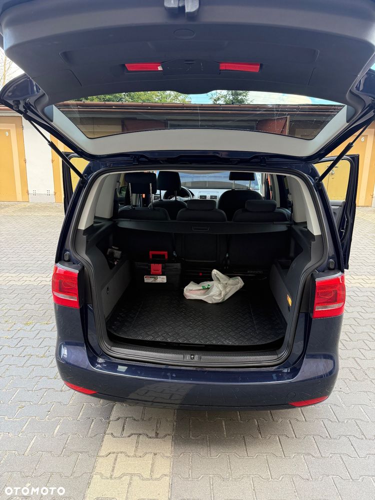 Volkswagen Touran 1.6 TDI DPF Comfortline - 3