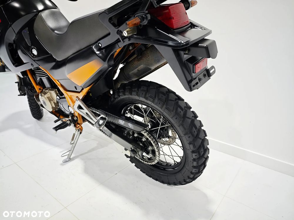 Kawasaki KLE - 18
