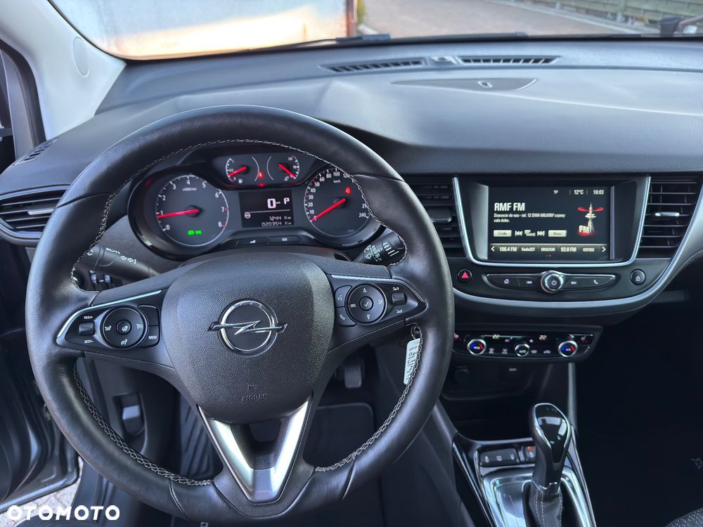 Opel Crossland X - 32