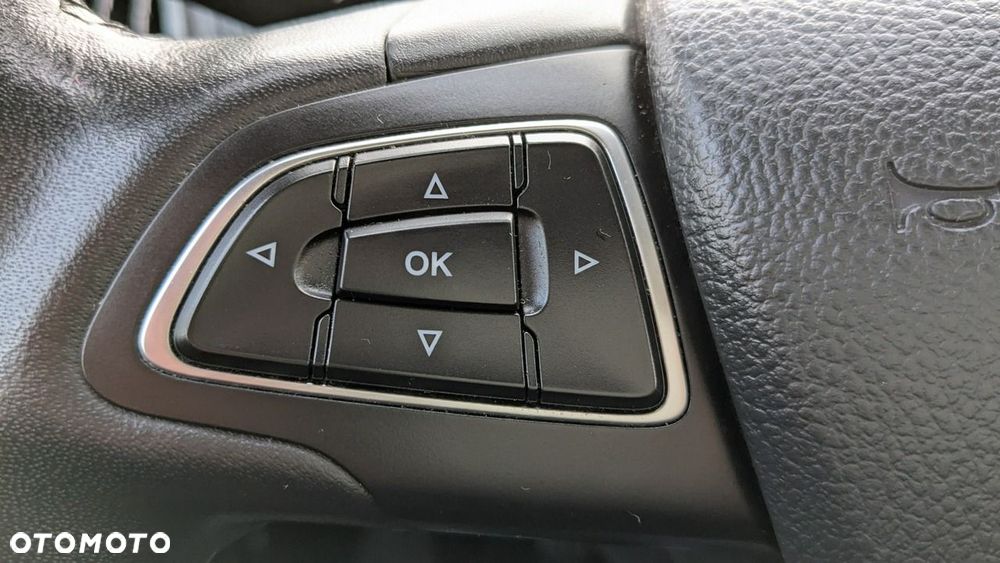 Ford Focus - 30