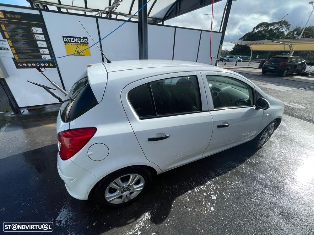 Opel Corsa 1.2 Enjoy FlexFuel - 5