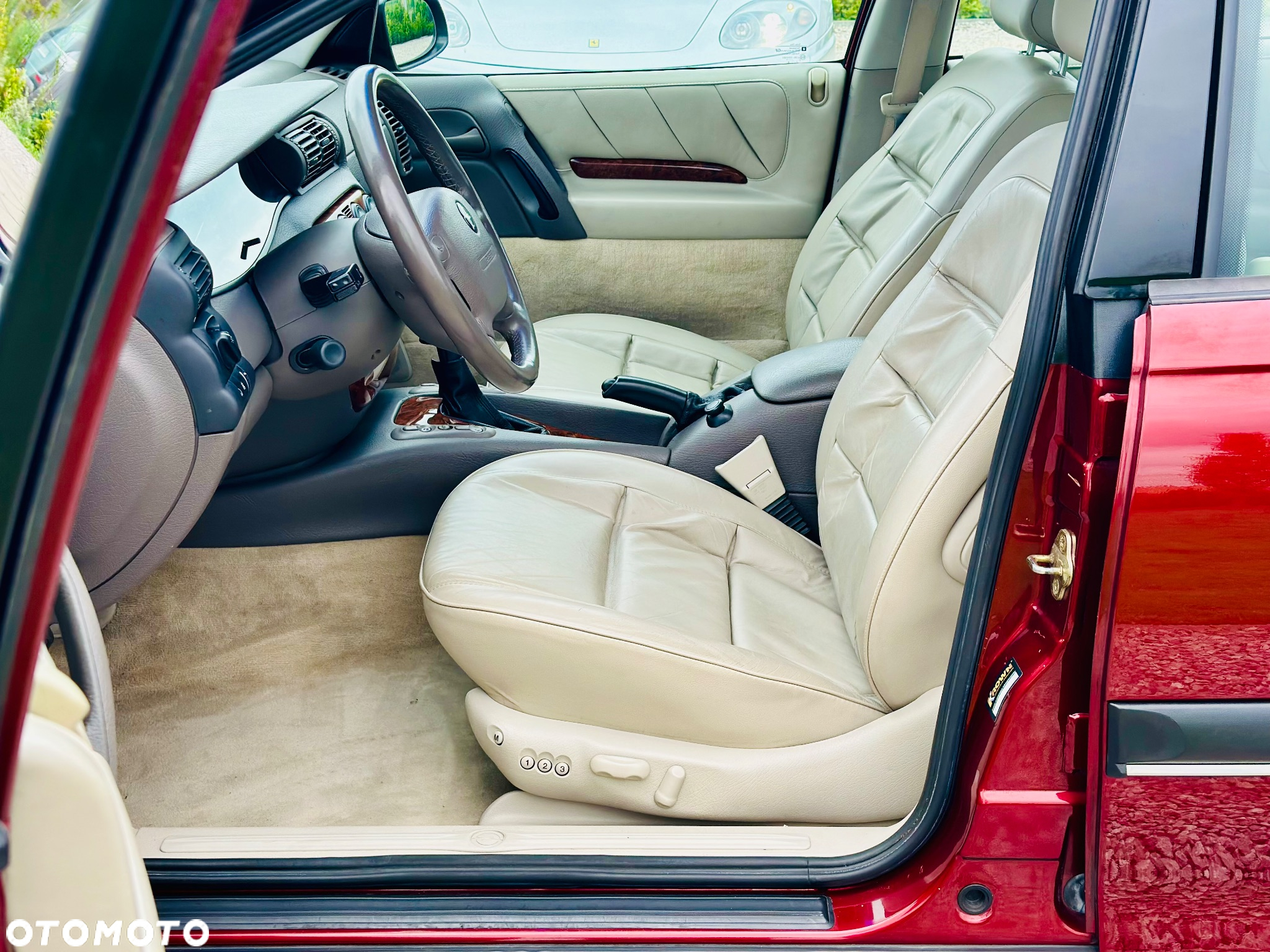 Opel Omega 3.0 Executive - 26