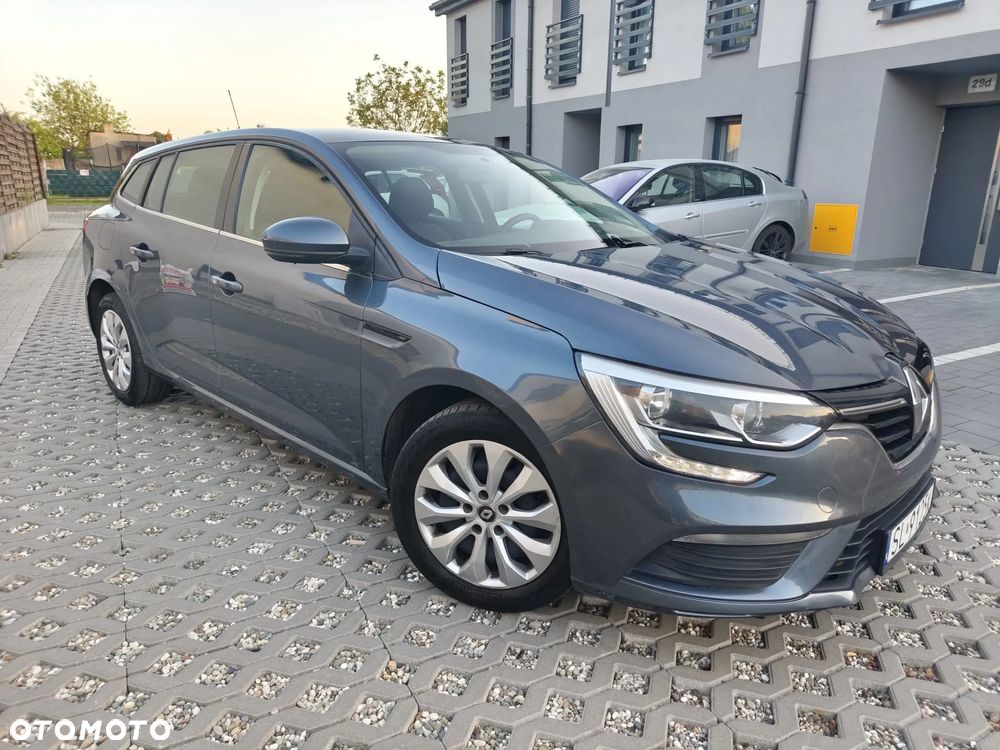 Renault Megane TCe 115 GPF LIMITED - 13