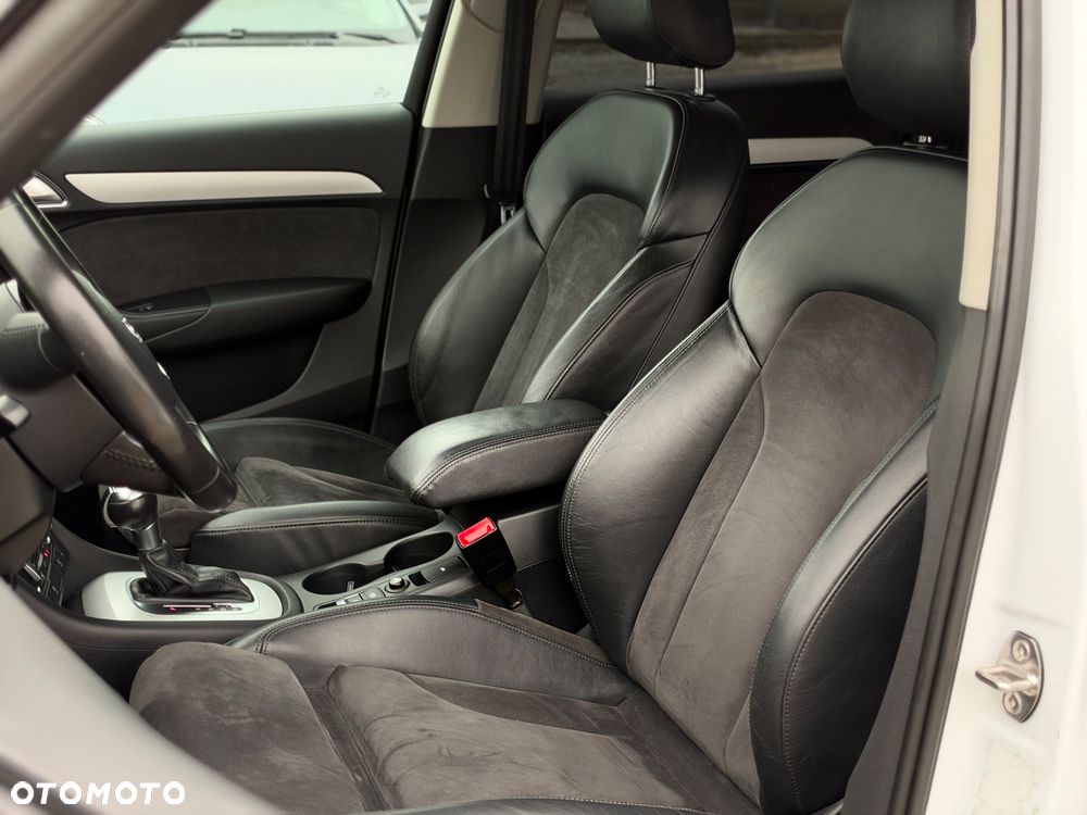 Audi Q3 2.0 TFSI Quattro S tronic sport - 23