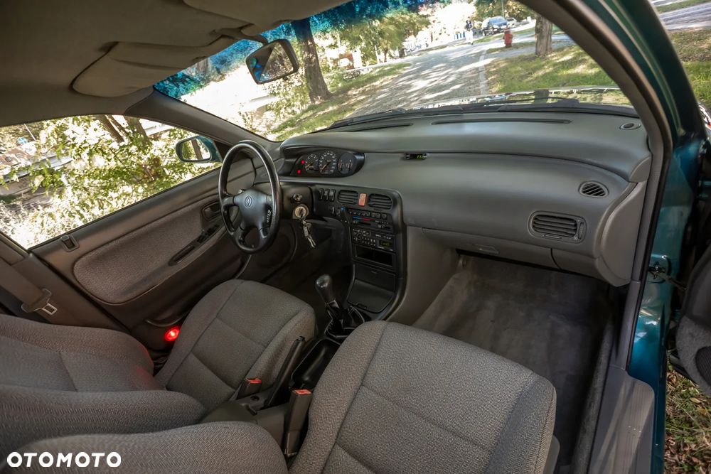 Mazda 626 2.0 GLE - 7