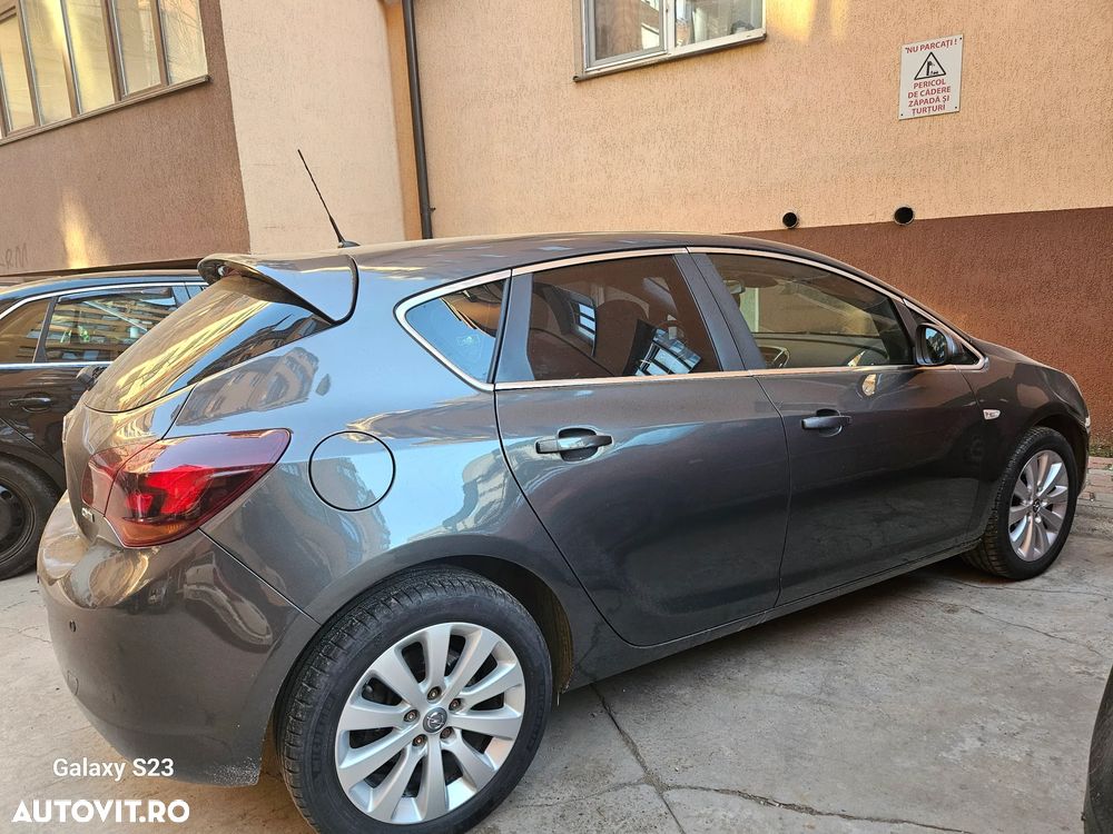 Opel Astra 1.7 CDTI DPF Design Edition - 7