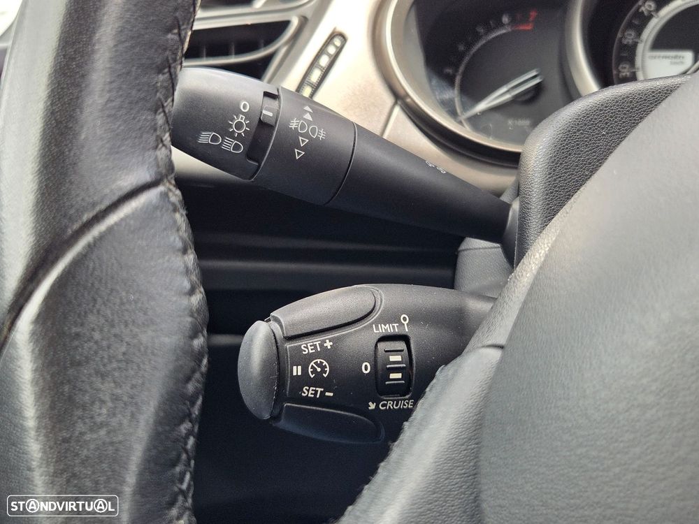 Citroën C3 1.2 VTi Exclusive - 16