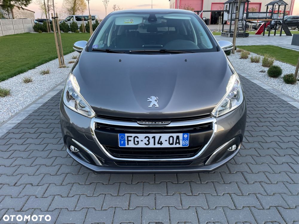Peugeot 208 PureTech 110 Stop & Start Signature - 5