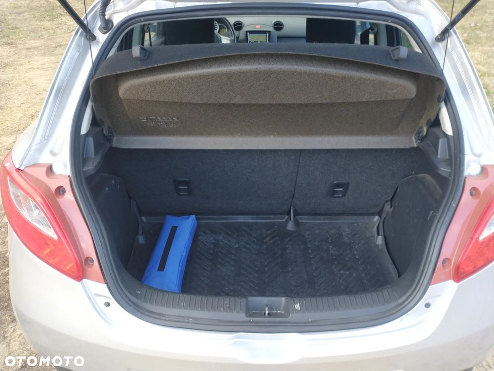 Mazda 2 1.3 MZR Edition 40 Jahre - 7