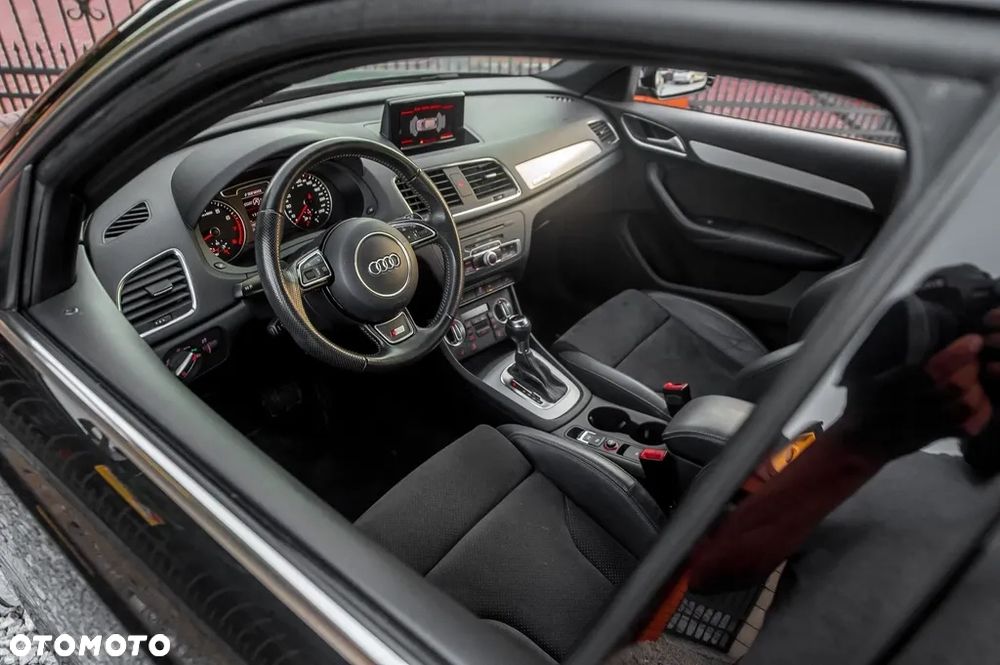 Audi Q3 2.0 TFSI Quattro S tronic - 16