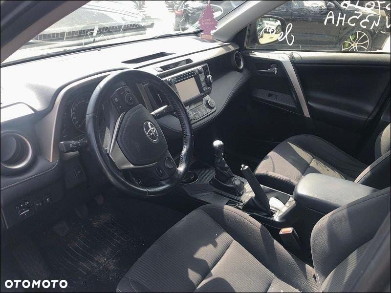 Toyota RAV4 - 5