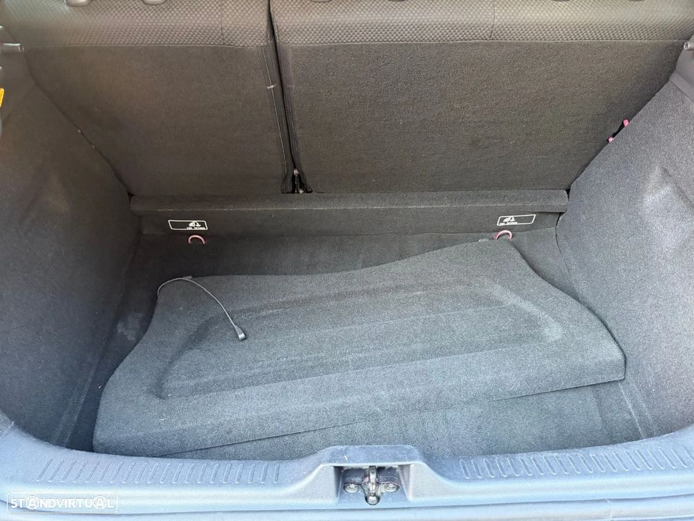 Renault Clio - 30
