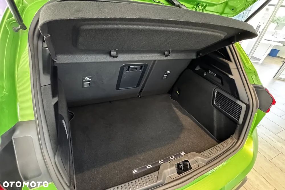 Ford Focus 2.3 EcoBoost ST X - 16