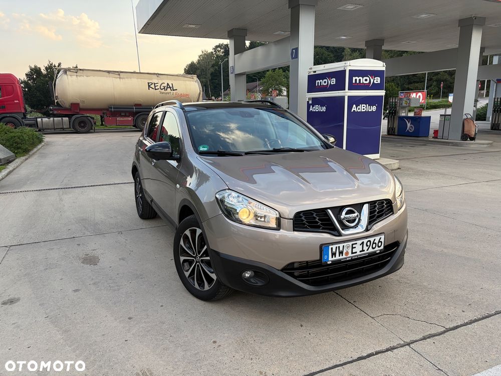 Nissan Qashqai 2.0 dCi 4 x 4 DPF 360 - 4