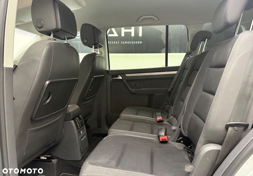 Volkswagen Touran 1.6 TDI DPF Trendline - 25