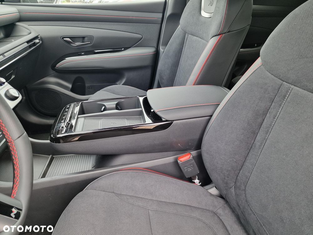 Hyundai Tucson 1.6 T-GDi 48V N-Line 2WD DCT - 25