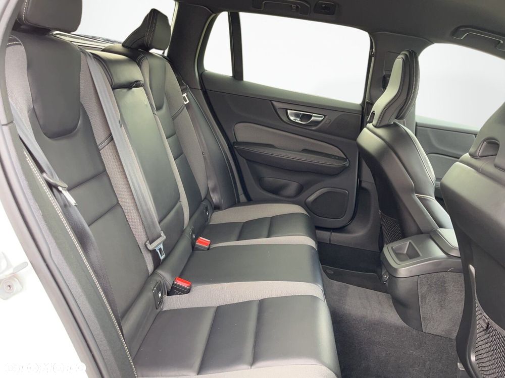 Volvo V60 - 21