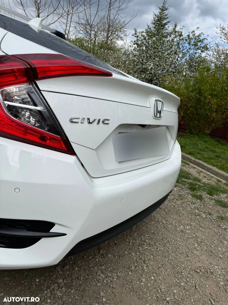 Honda Civic 1.5 VTEC Turbo CVT Elegance Navi - 9