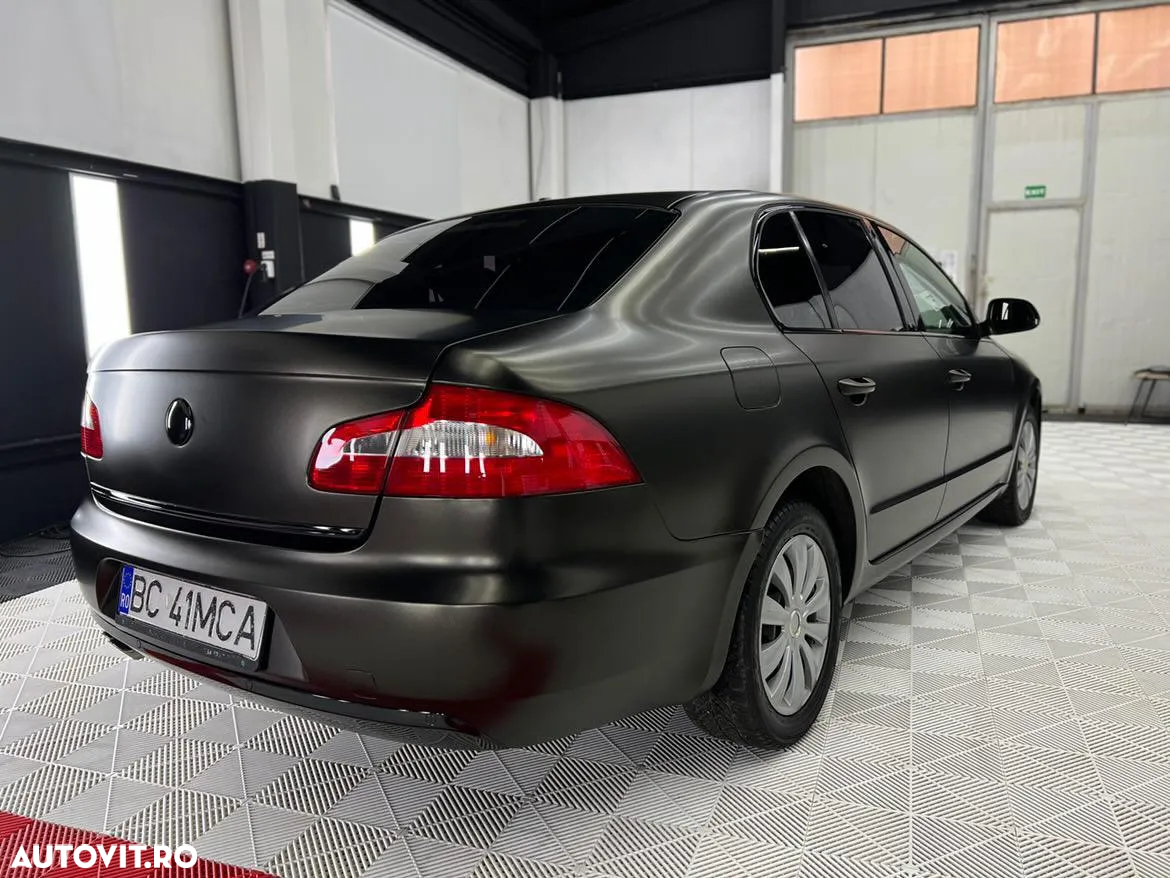 Skoda Superb 2.0 TDI Elegance - 4