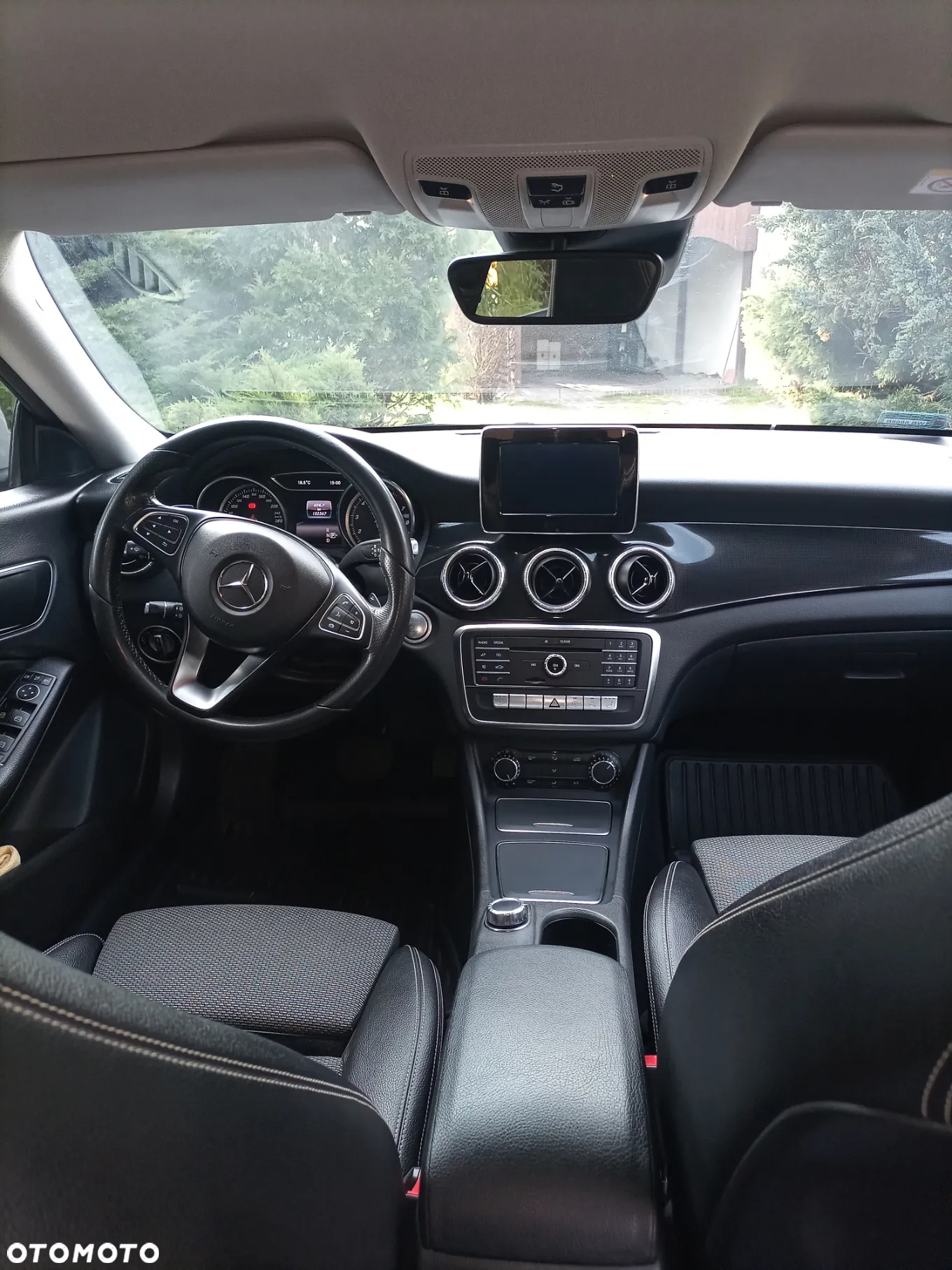 Mercedes-Benz CLA 220 4-Matic - 16