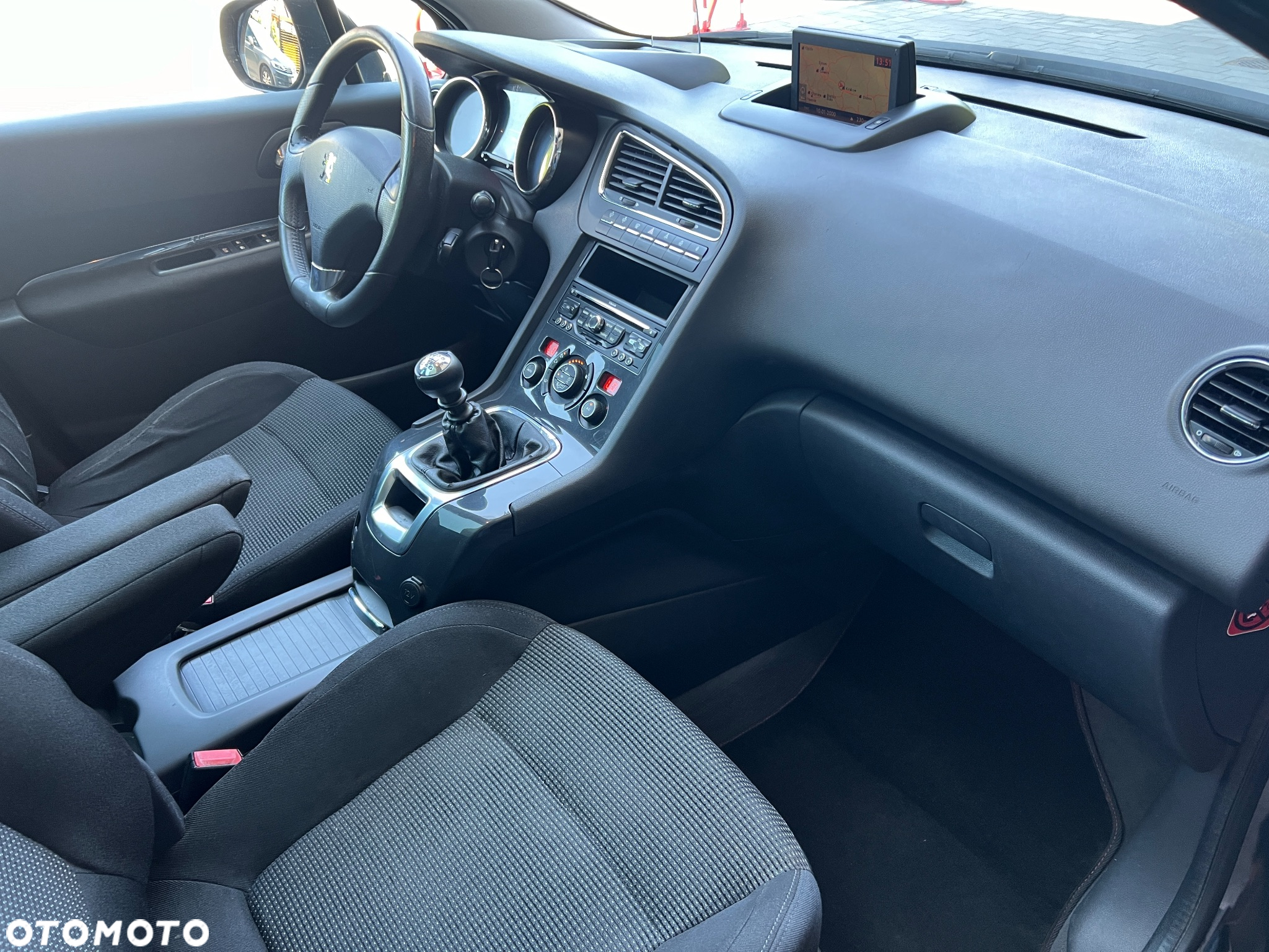 Peugeot 5008 HDI FAP 150 Premium - 8