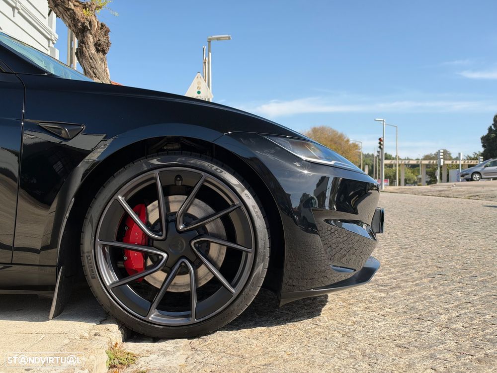 Tesla Model 3 AWD Dual Motor Performance - 11