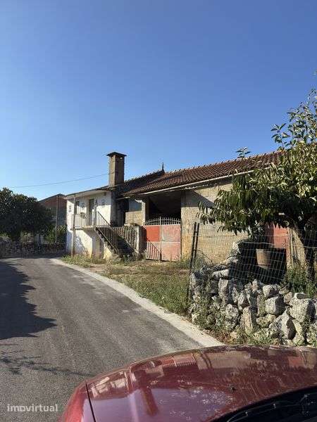 Casa em São Mamede (Moita do Martinho) para recuperação - Grande imagem: 5/8
