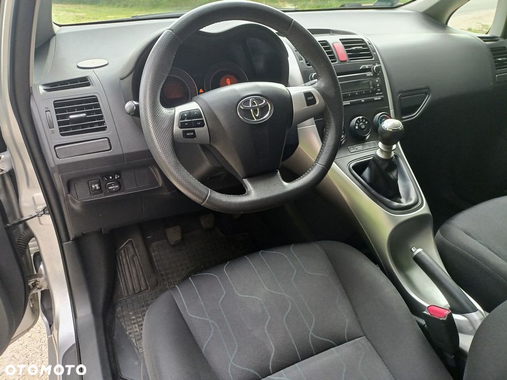 Toyota Auris 1.33 VVT-i Life Comfort - 13