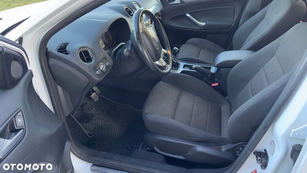 Ford Mondeo 2.0 TDCi Titanium - 6