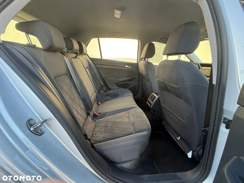 Volkswagen Golf VIII 1.4 TSI Plug-In Hybrid Style DSG - 21