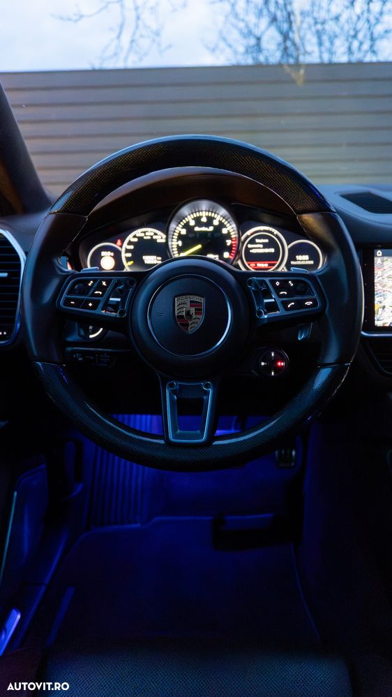 Porsche Cayenne Coupe Turbo - 14