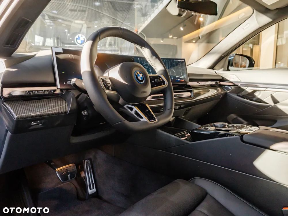 BMW Seria 5 530e PHEV - 5