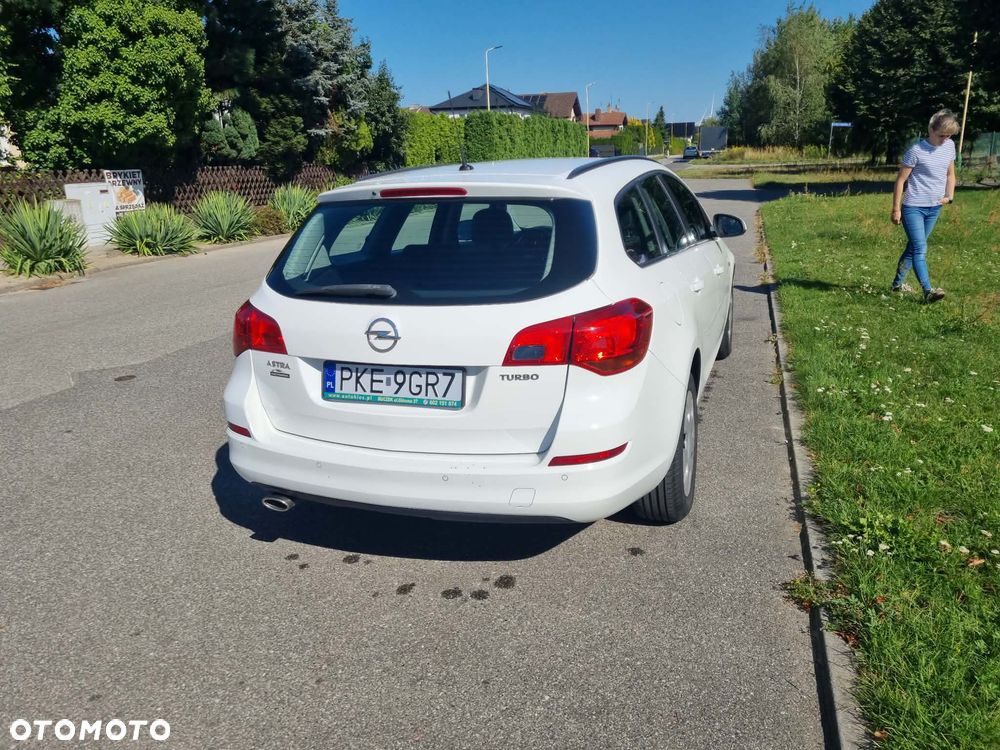 Opel Astra - 4