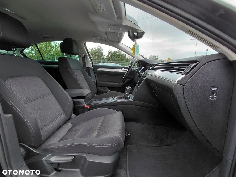 Volkswagen Passat 1.8 TSI BMT Comfortline DSG - 20