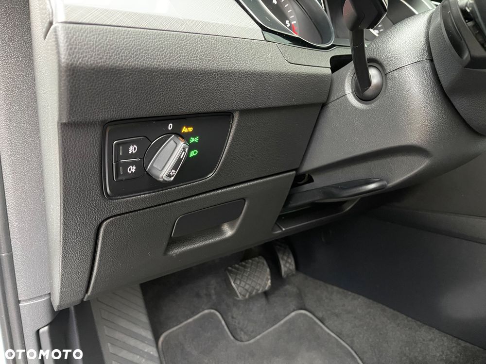 Volkswagen Passat 2.0 TDI EVO Business DSG - 35