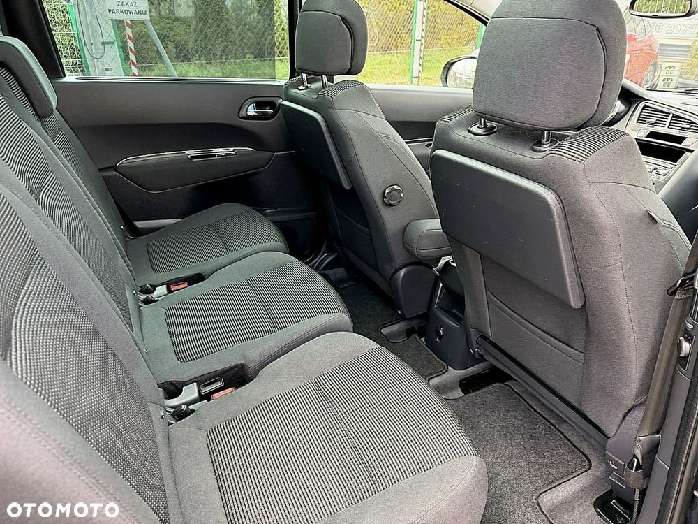 Peugeot 5008 - 13