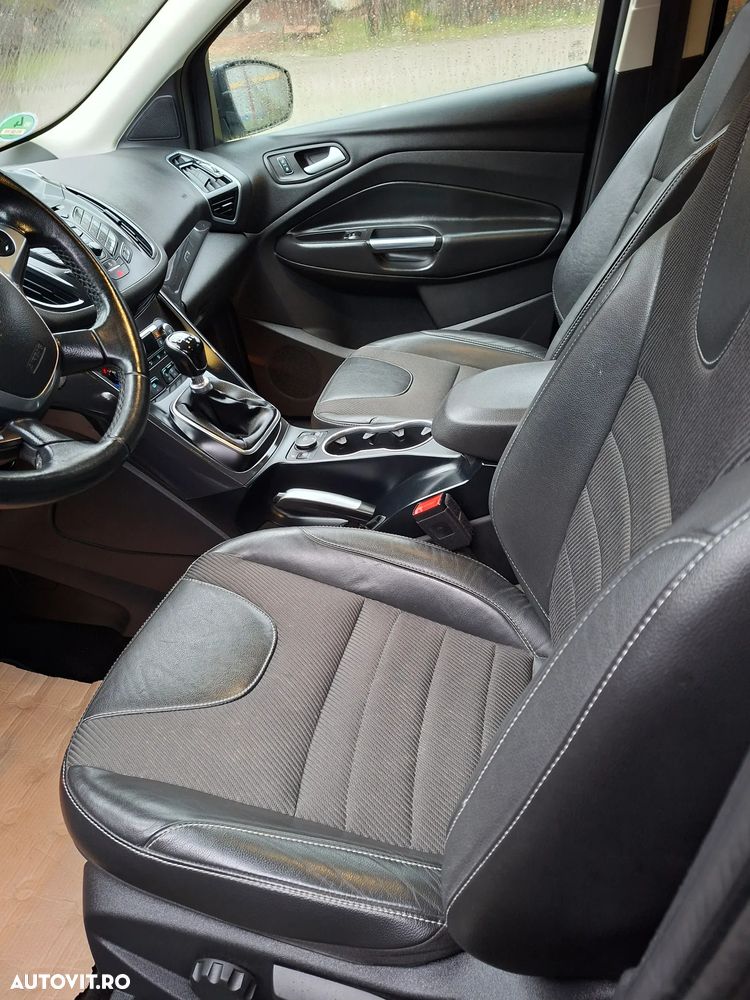 Ford Kuga - 5