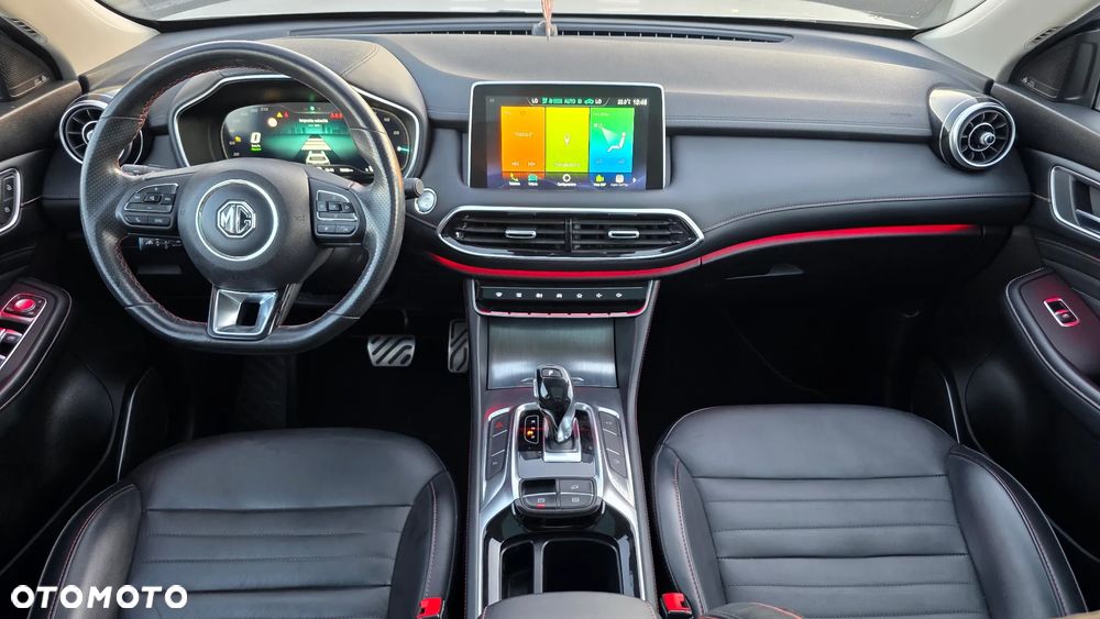 MG HS PHEV Luxury - 12