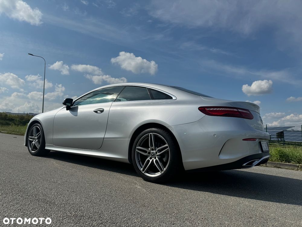 Mercedes-Benz Klasa E - 19