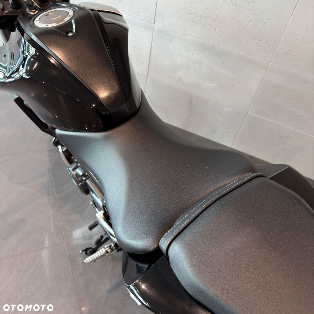 Honda CB - 13