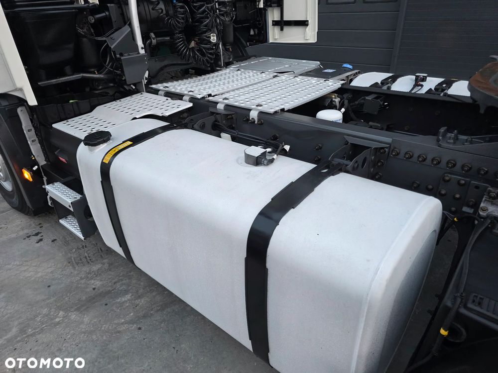 Volvo FH500/EURO6/ADR/FULL LED/ZŁOTY KONTAKT/SPROWADZONE Z NIEMIEC - 14