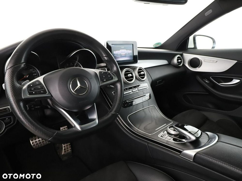 Mercedes-Benz Klasa C 200 9G-TRONIC AMG Line - 15